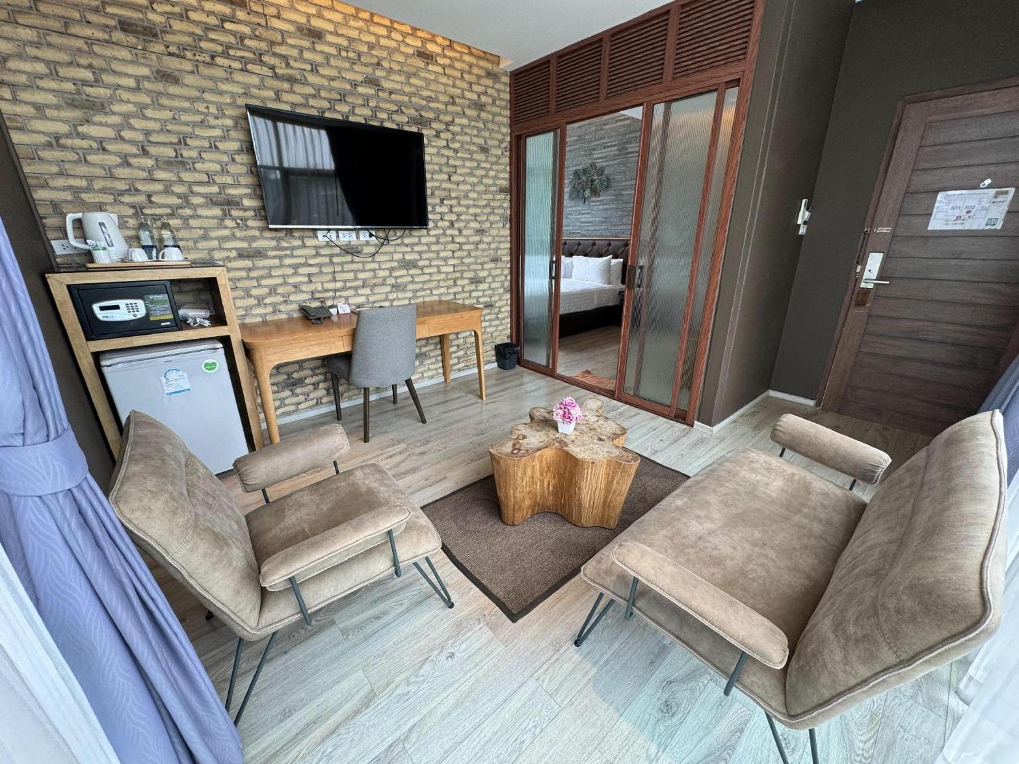 סאם רוי יוט La Isla Pranburi Beach Resort מראה חיצוני תמונה